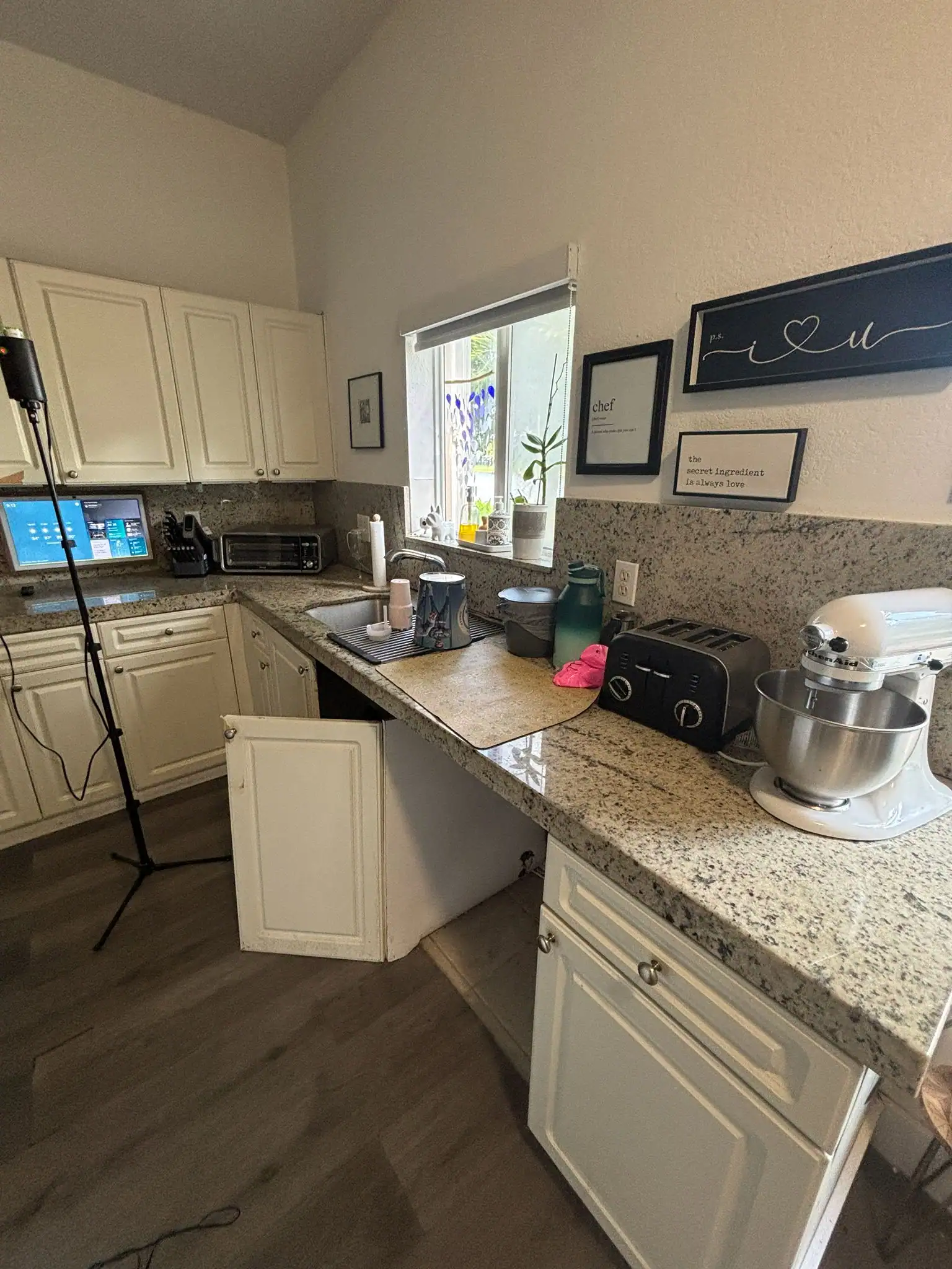 Clean residential kitchen in Miami home requiring professional mold testing and air quality inspection